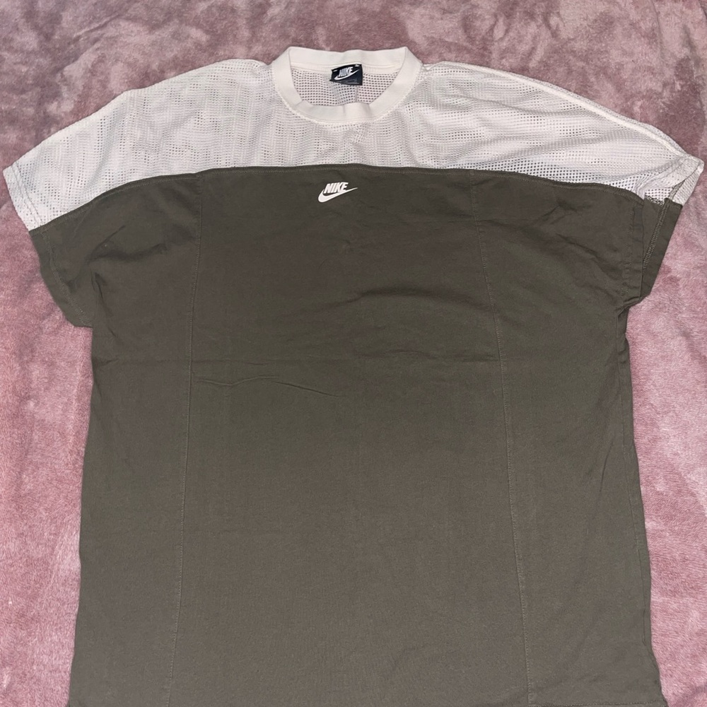 Nike Shirt